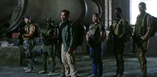 利刃出击第1集剧照